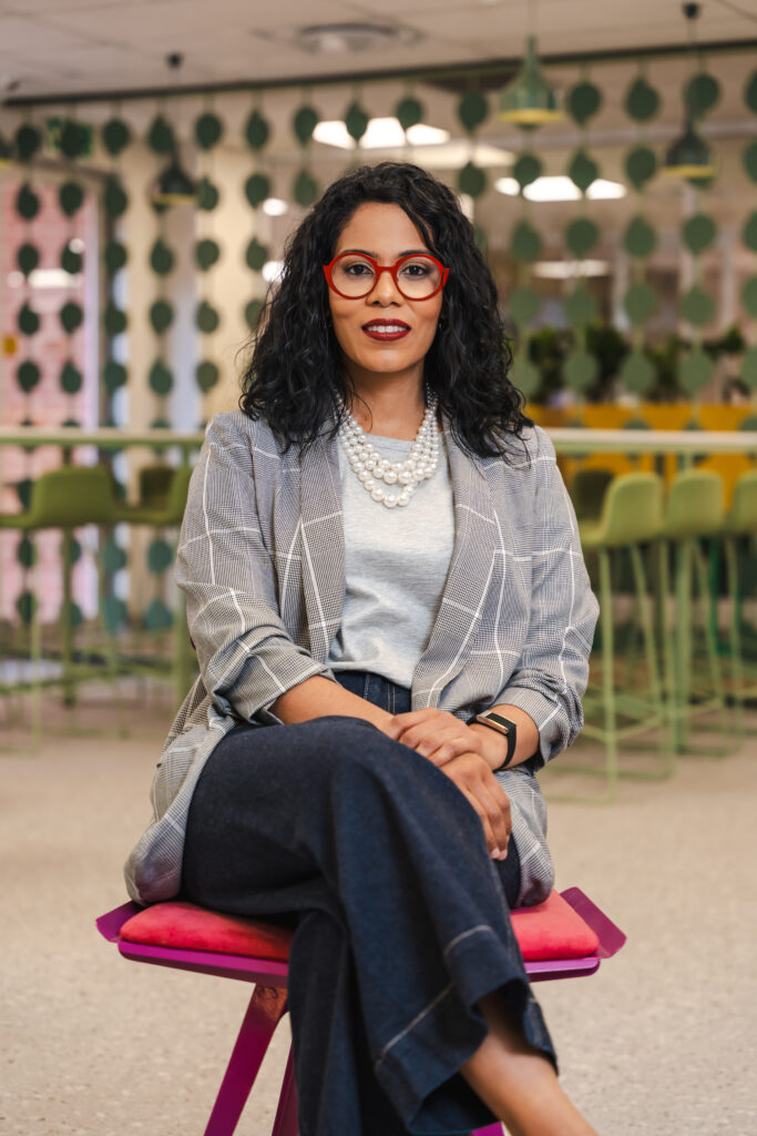 <div class="Aliyah-team team-member"><span class="icon-member"></span><span class="name">Aliyah Allie <br><span>Executive Head</span></span></div>